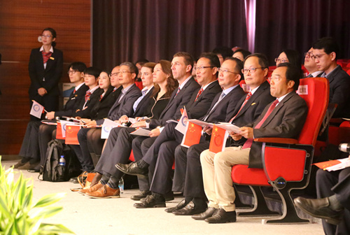 出席领导.jpg 出席领导.jpg