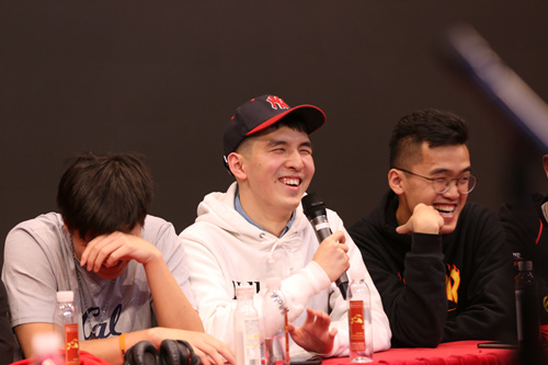 芮芃 留学生回家.JPG