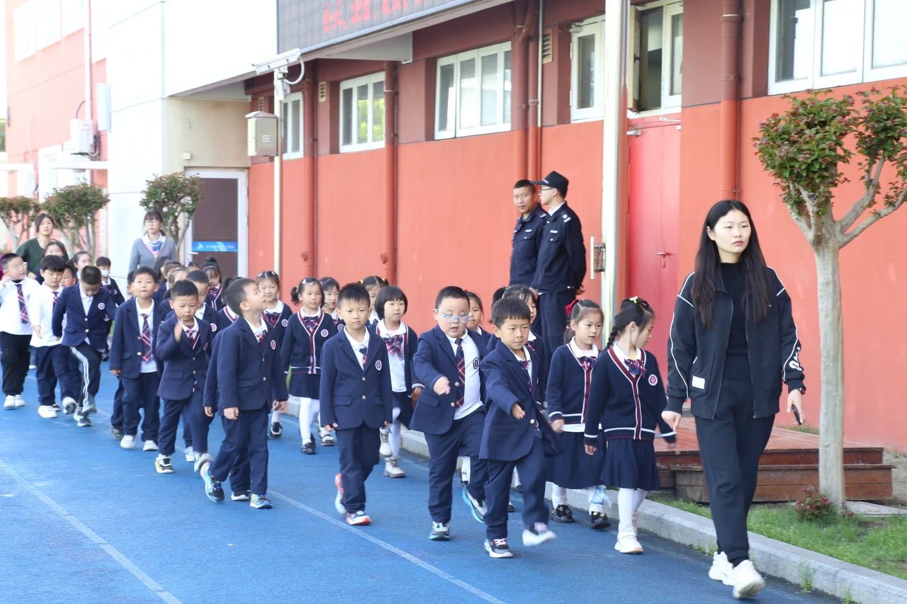 mmexport1713855731753.jpg mmexport1713855731753.jpg