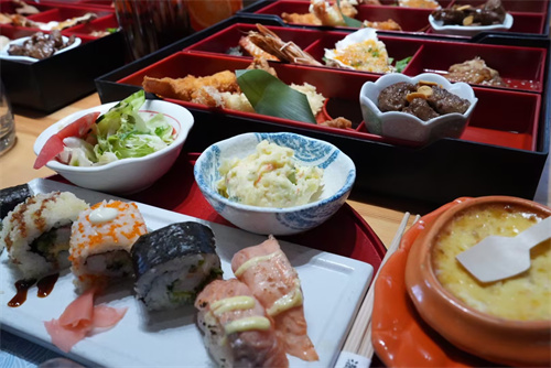 日语班外出实践 (1).jpg