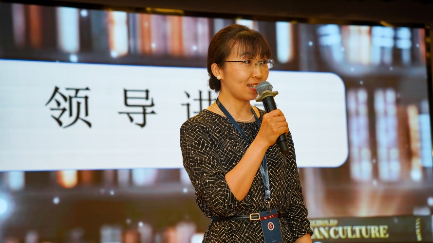 领导讲话.jpg 领导讲话.jpg